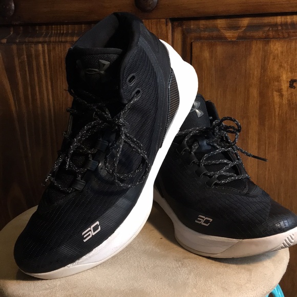 curry 3s white